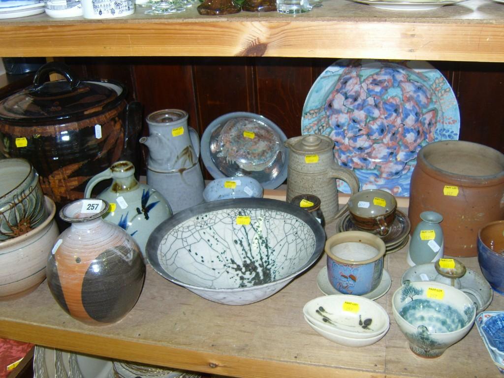 Appraisal: A large quantity of contemporary studio ware pottery various styles