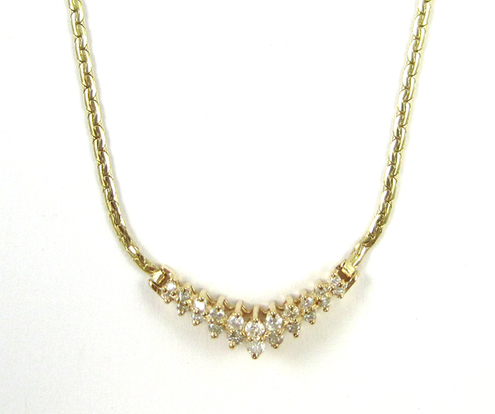 Appraisal: DIAMOND AND FOURTEEN KARAT GOLD NECKLACE set between two lengths