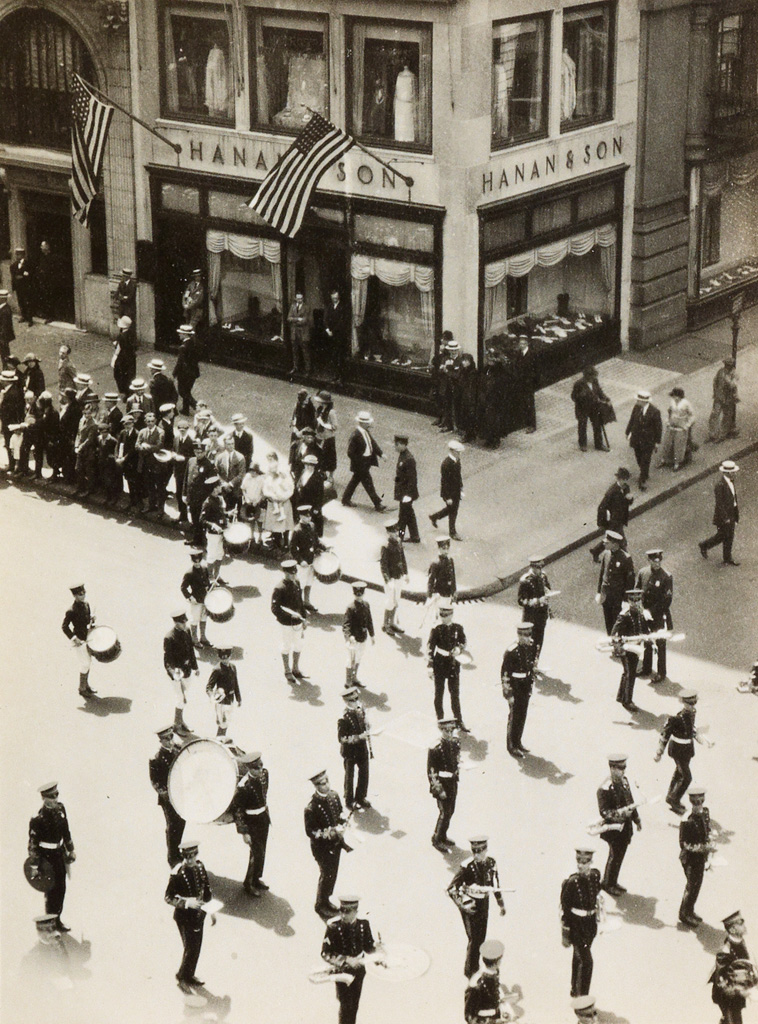 Appraisal: NEW YORK CITY--SILVER JUBILEE PARADE photographs taken from a building