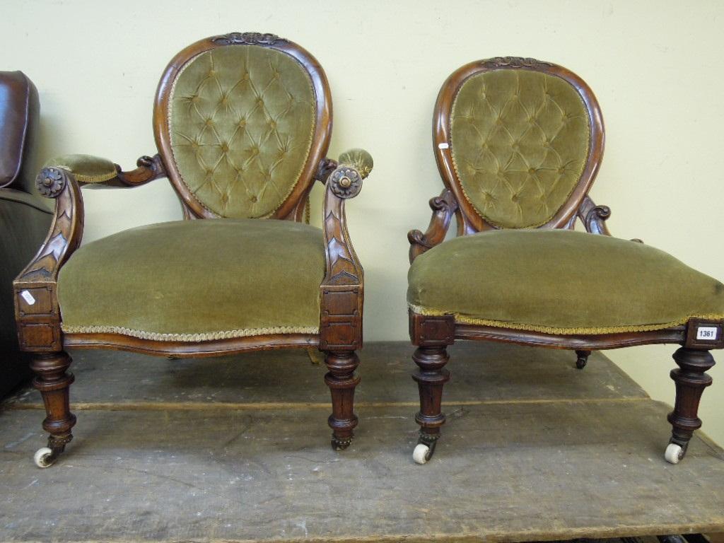 Appraisal: A pair of Victorian drawing room chairs with serpentine upholstered