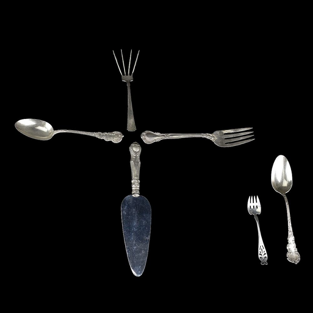 Appraisal: Seventeen Pieces Sterling Silver Flatware Seventeen Pieces Sterling Silver Flatware