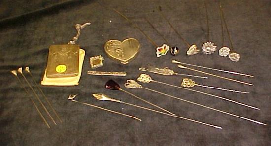 Appraisal: Eighteen assorted hatpins including butterfly bird flowers etc fifteen silver