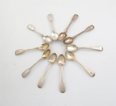 Appraisal: Thirty-two various William IV Victorian egg spoons oz