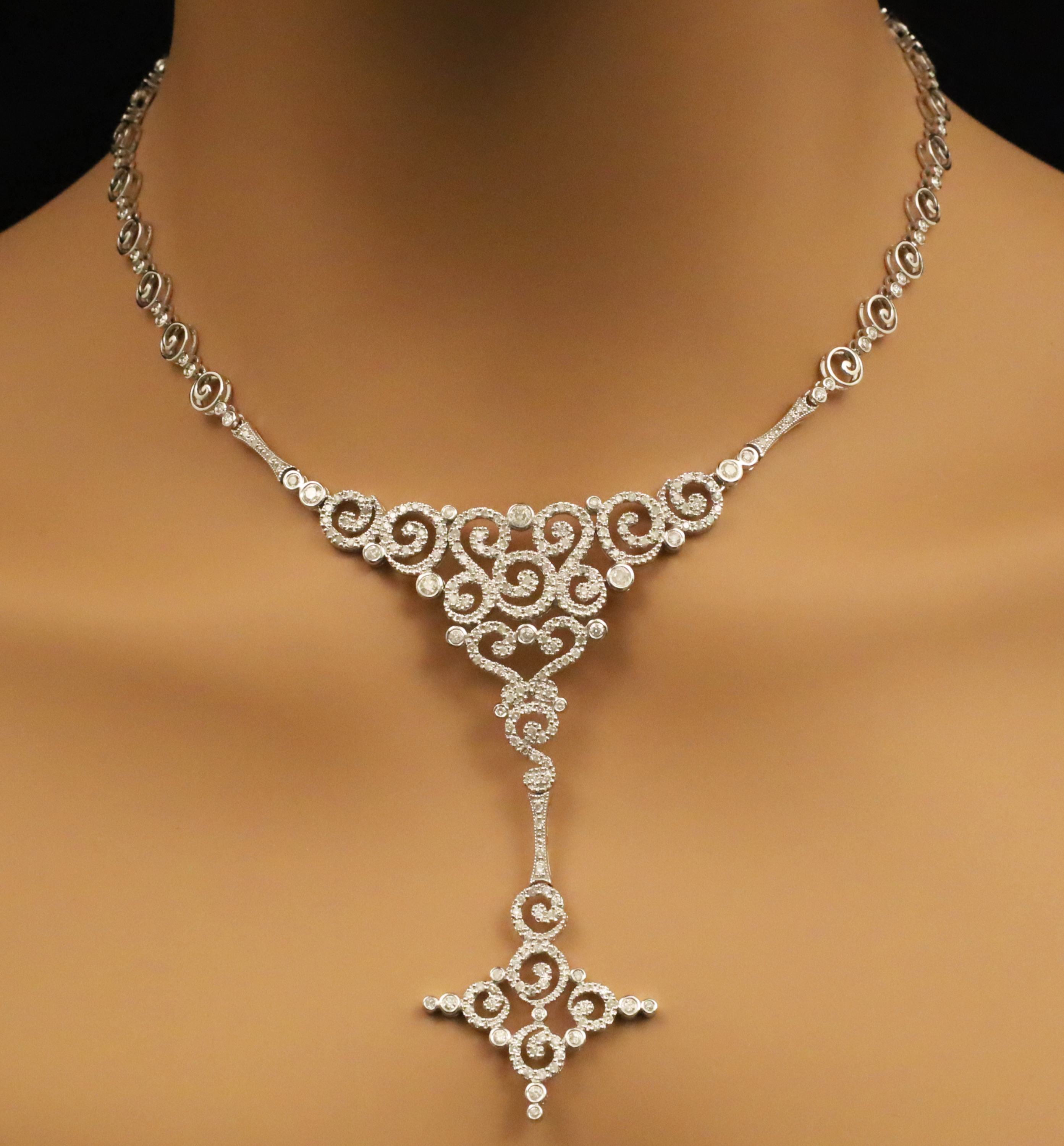 Appraisal: K WHITE GOLD DIAMOND NECKLACE K white gold diamond necklace