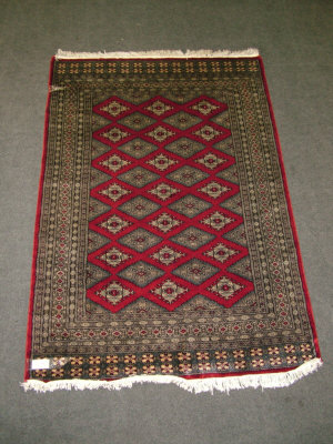 Appraisal: A modern Tabriz rug with pole medallion x cm a