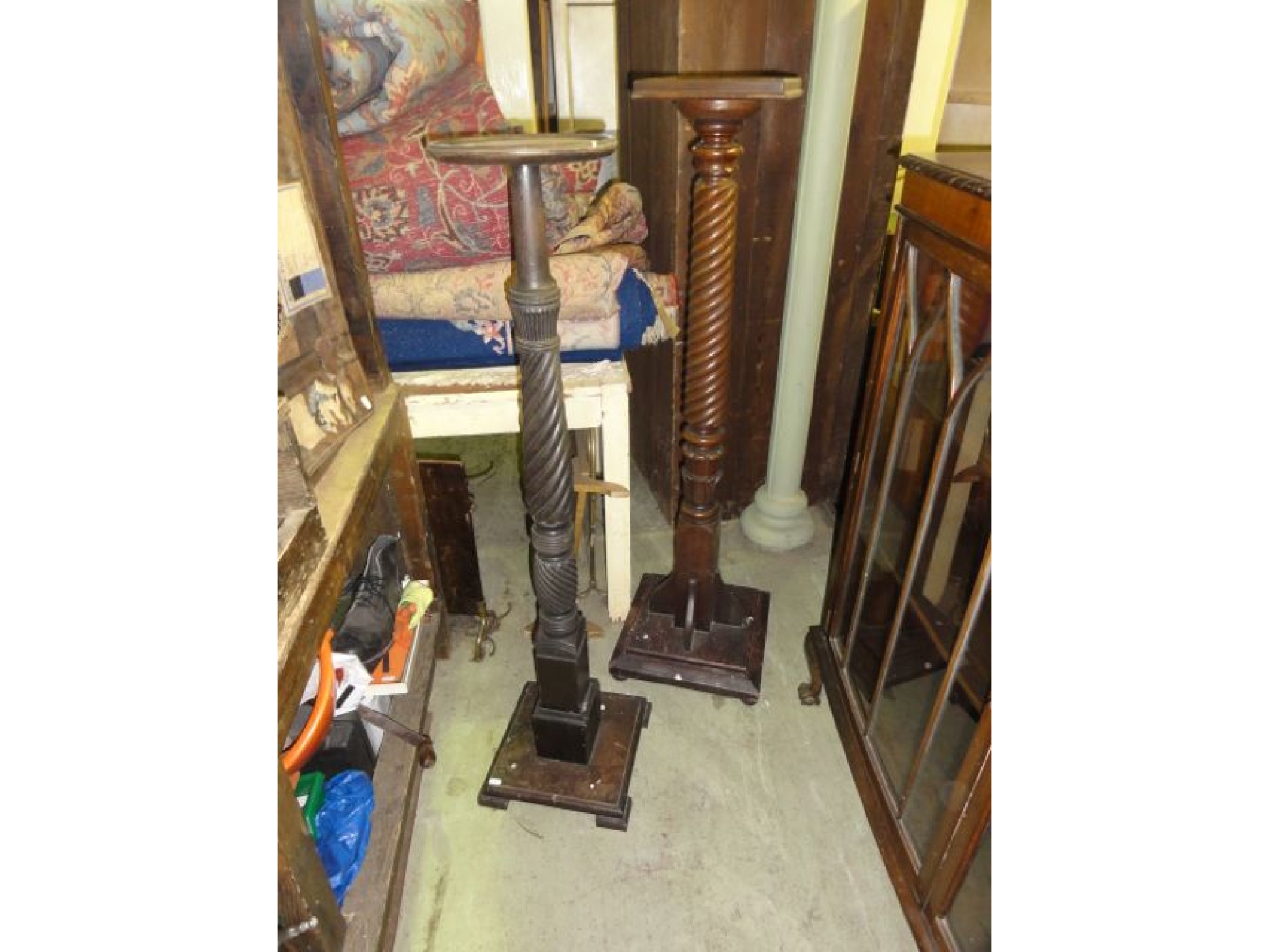 Appraisal: A mahogany torchere fashioned from a th century bed post