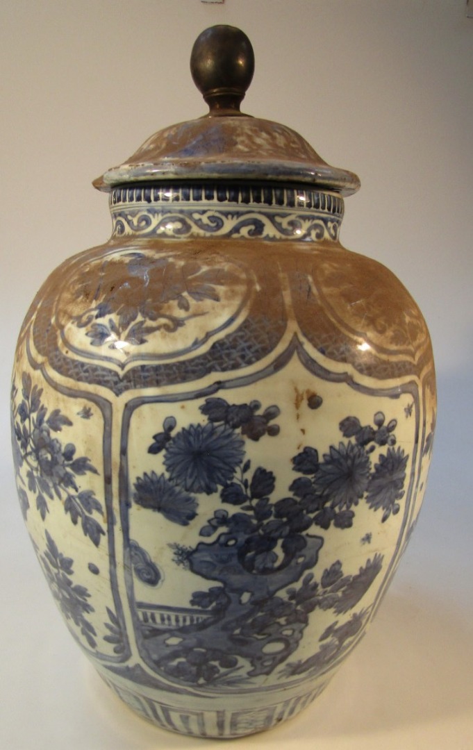 Appraisal: A Chinese blue and white Ming period jar and cover