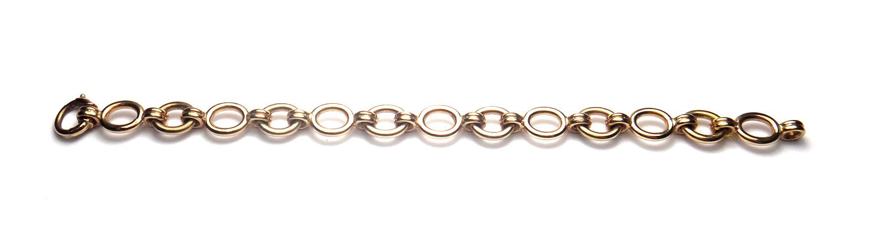 Appraisal: A ct gold oval link bracelet on a boltring clasp