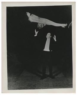 Appraisal: Thurston Howard Six Photos of Thurston and His Illusions New