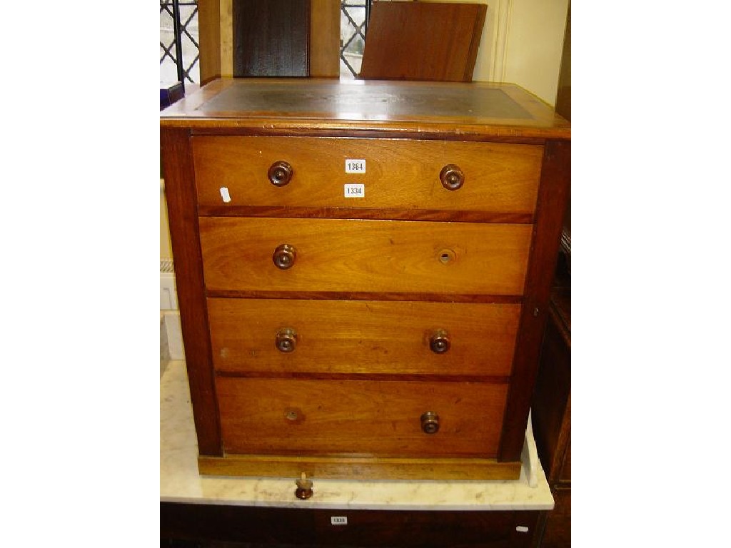 Appraisal: A small Victorian mahogany chest fitted with long drawers with