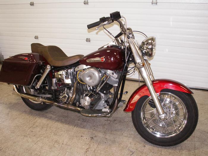 Appraisal: Harley Davidson FLH Red Estimate -