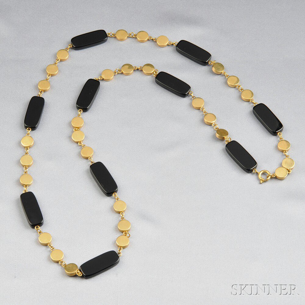 Appraisal: kt Gold and Onyx Necklace composed of onyx tablet and