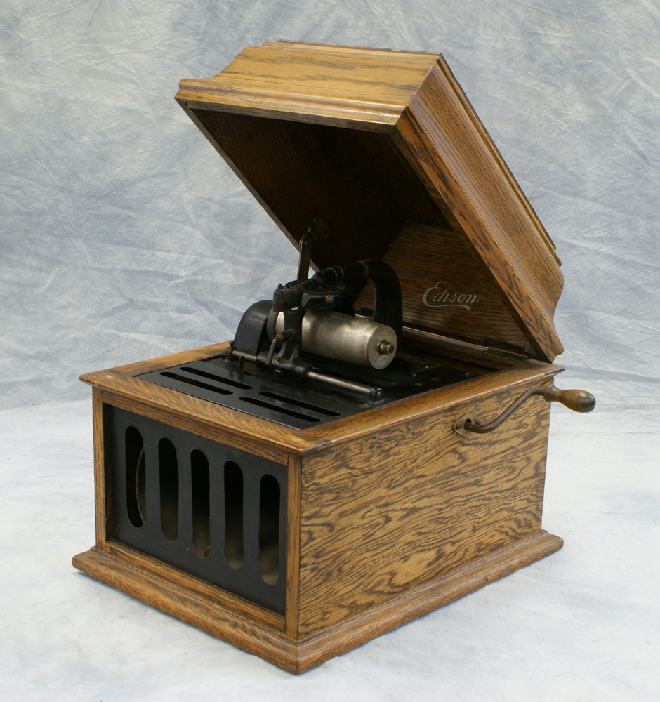 Appraisal: Oak Edison Amberola model table top disc phonograph with crank