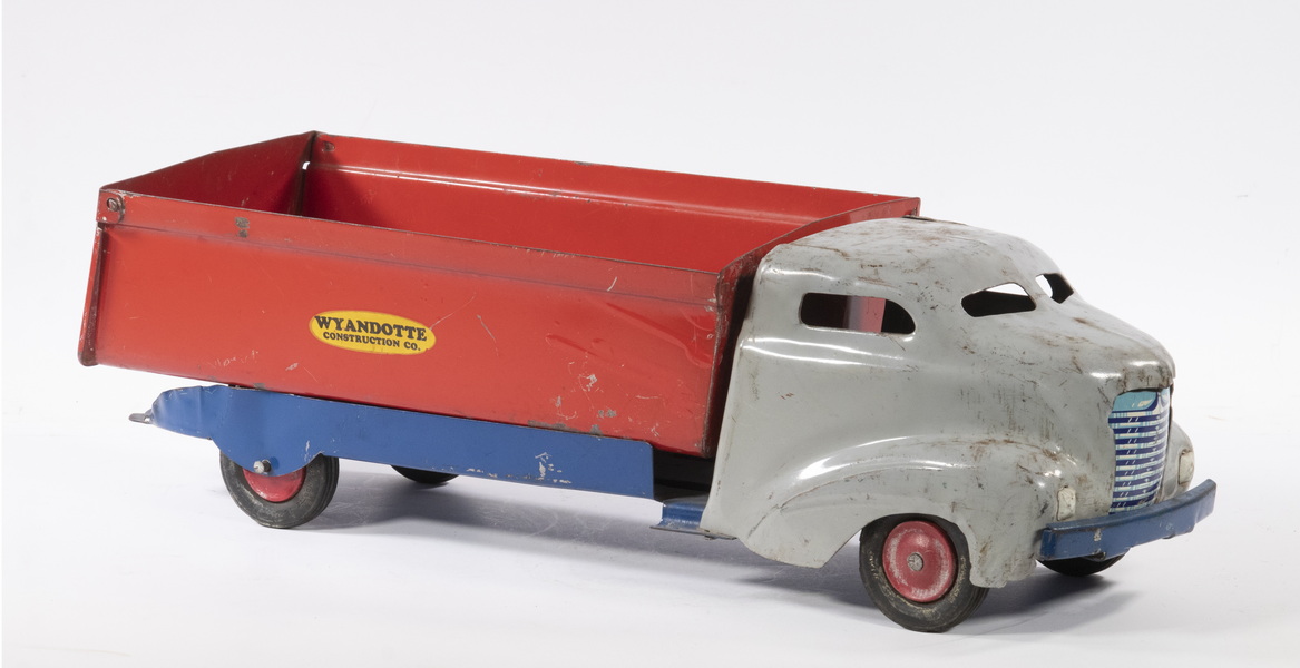 Appraisal: WYANDOTTE TOYS STEEL DUMP TRUCK Vintage Wyandotte Construction Co Pressed