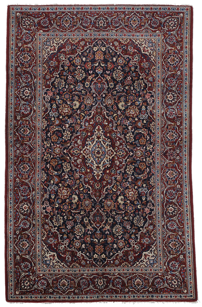 Appraisal: Kashan Rug Persian early to mid th century finely woven