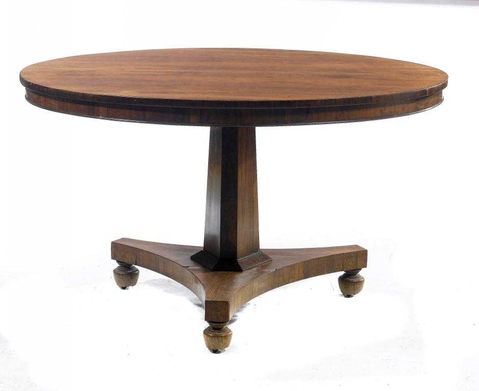 Appraisal: A GEORGE IV ROSEWOOD BREAKFAST TABLE the circular top on