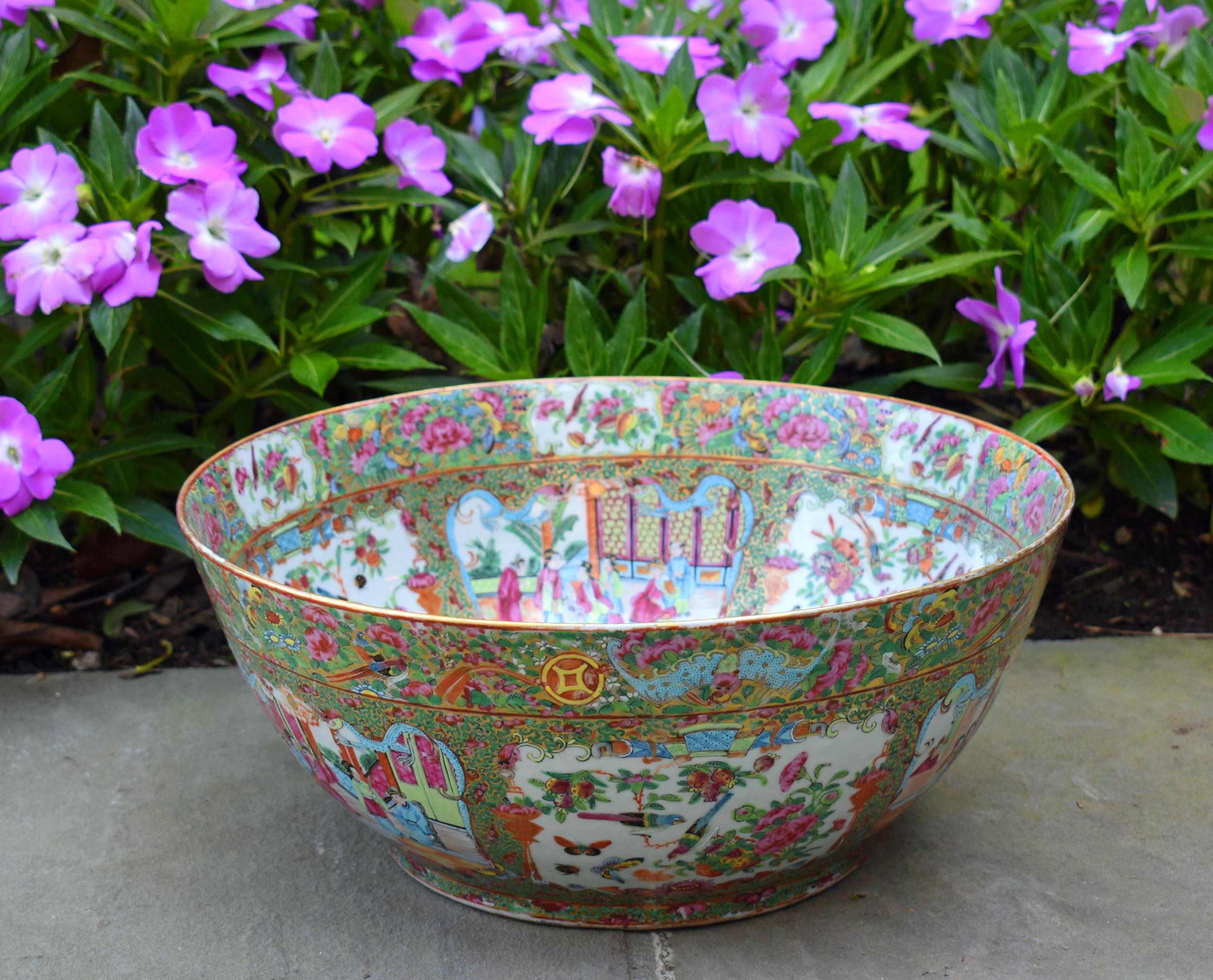 Appraisal: TH C CHINESE ROSE MEDALLION PUNCH BOWL A large Chinese