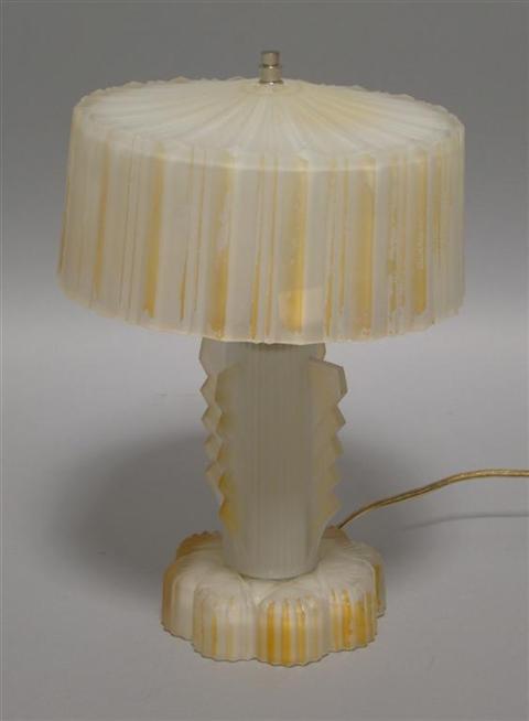 Appraisal: ART DECO FROSTED GLASS TABLE LAMP With circular ridged dome