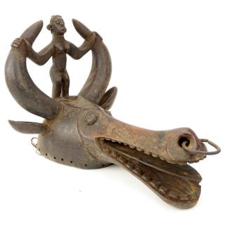 Appraisal: Antique African Carved Antelope Headdress Curved horns with figure ring