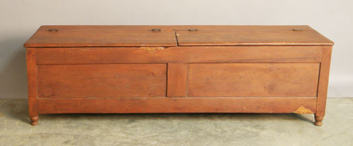 Appraisal: Pine wood box th c h w