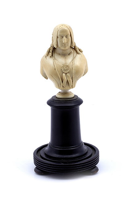 Appraisal: A carved ivory bust Elizabeth Ashworth th Centurywith ebonised plinth