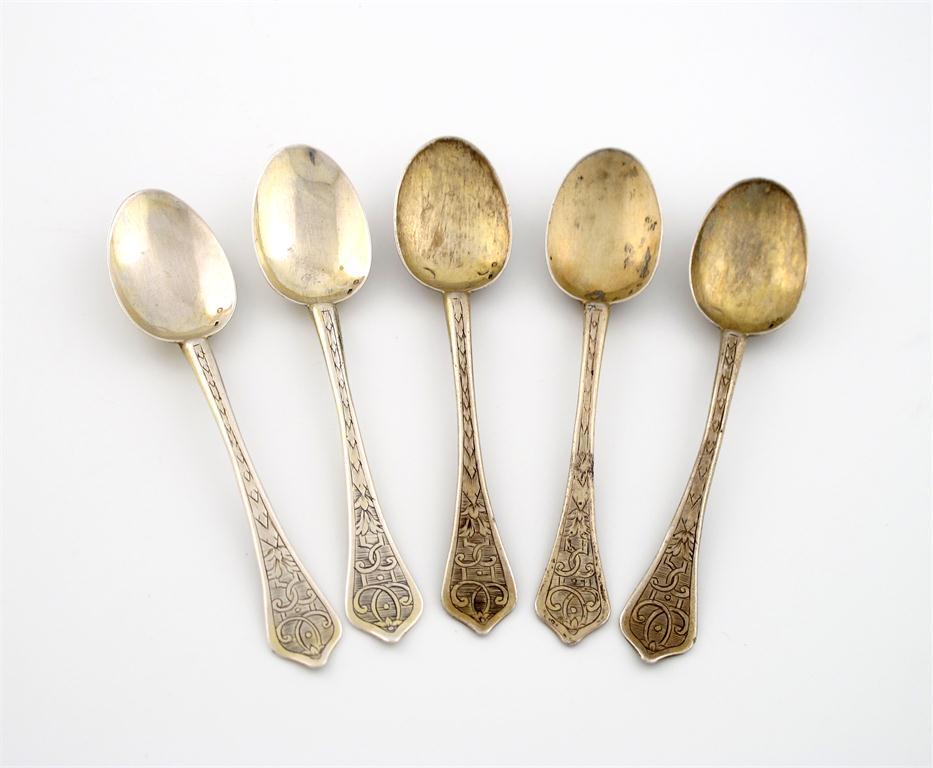 Appraisal: A set of five early th century German silver-gilt teaspoons