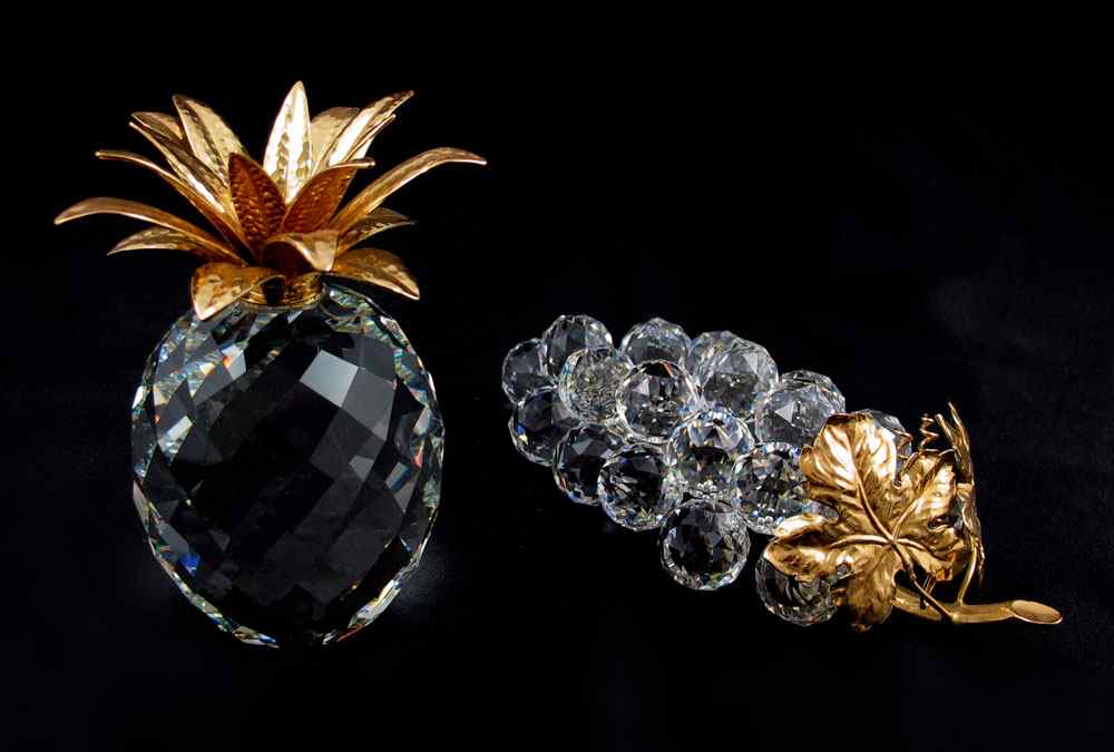 Appraisal: SWAROVSKI CRYSTAL FRUIT pc lot to include BUNCH of GRAPES