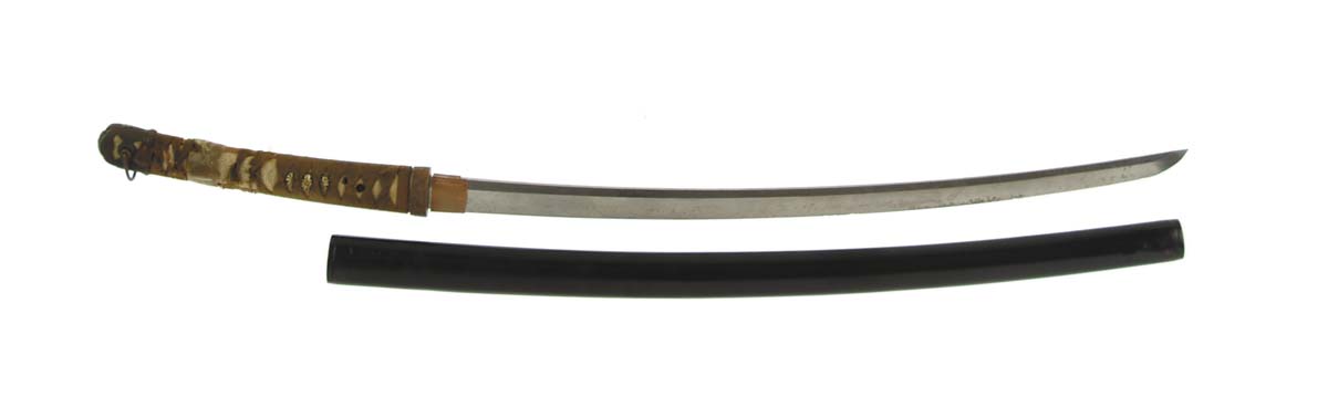 Appraisal: JAPANESE LATE KOTO WAKIZASHI shinogi zukuri blade Gunome midare hamon