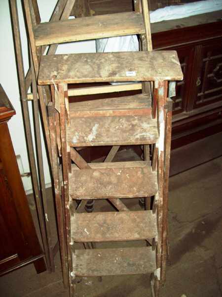 Appraisal: A SMALL WOODEN STEP LADDER AND A MEDIUM ANTIQUE WOODEN