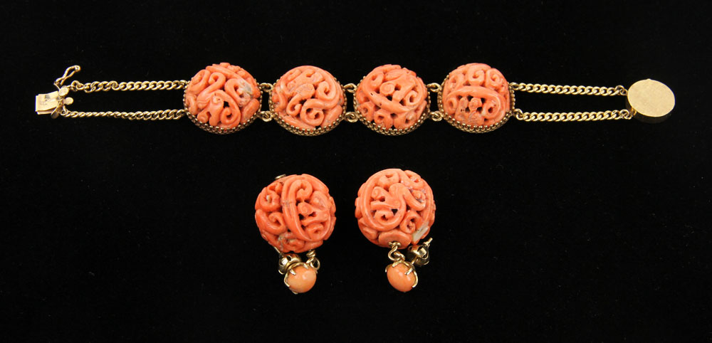 Appraisal: - Chinese Jewelry Set Coral and kt Gold Chinese coral