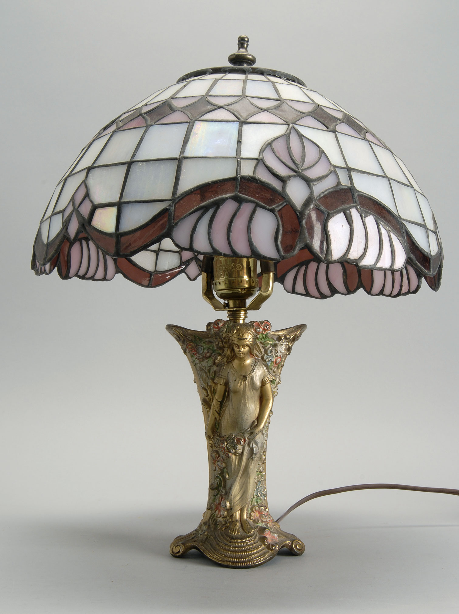 Appraisal: PAINTED METAL TABLE LAMP WITH LEADED GLASS SHADE Base with