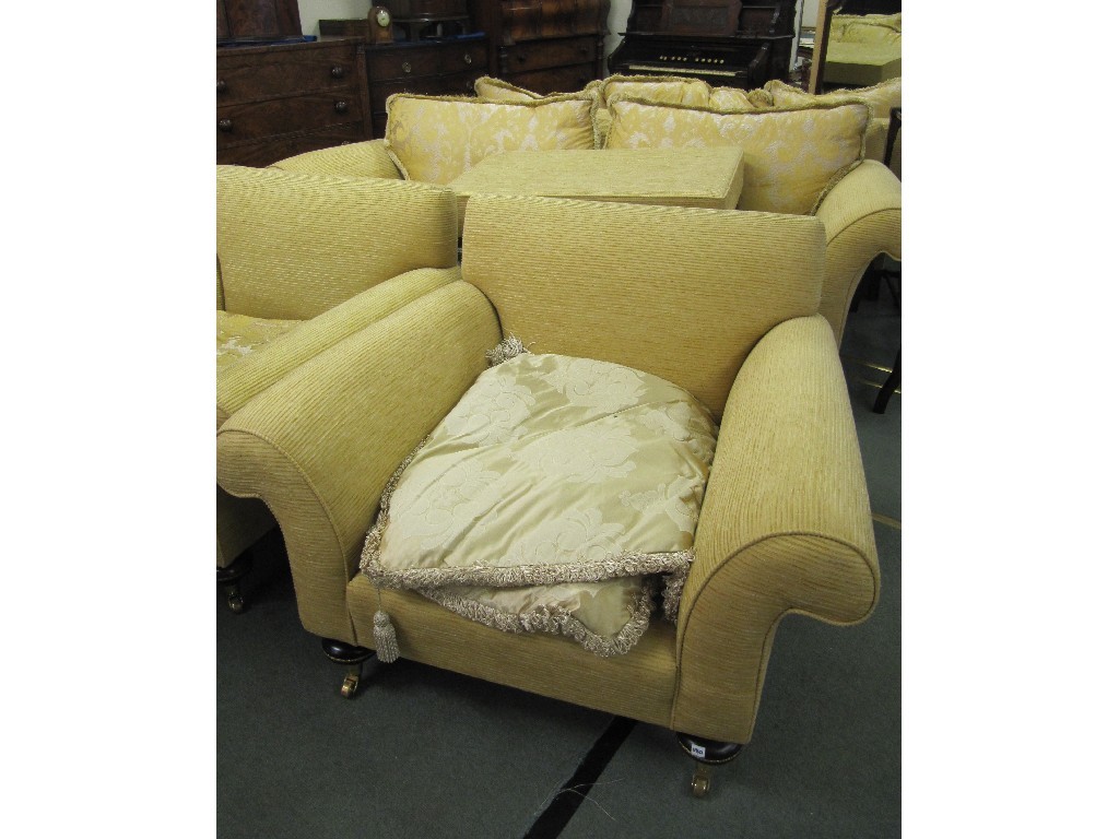 Appraisal: Good reproduction yellow floral upholstered lounge suite