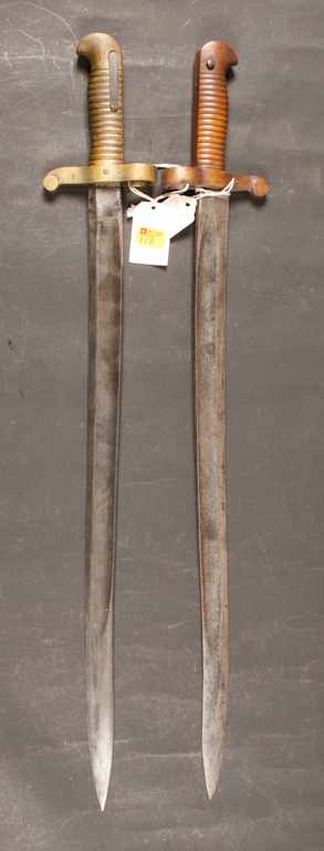 Appraisal: Two bayonets both possibly Spencer Navy rifle Model one blade