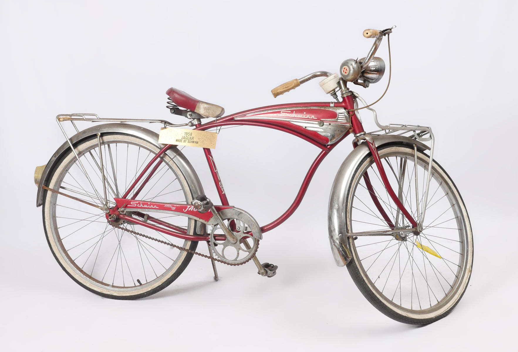 Appraisal: SCHWINN ''JAGUAR'' BICYCLE Schwinn ''Jaguar'' bicycle having balloon tires Once