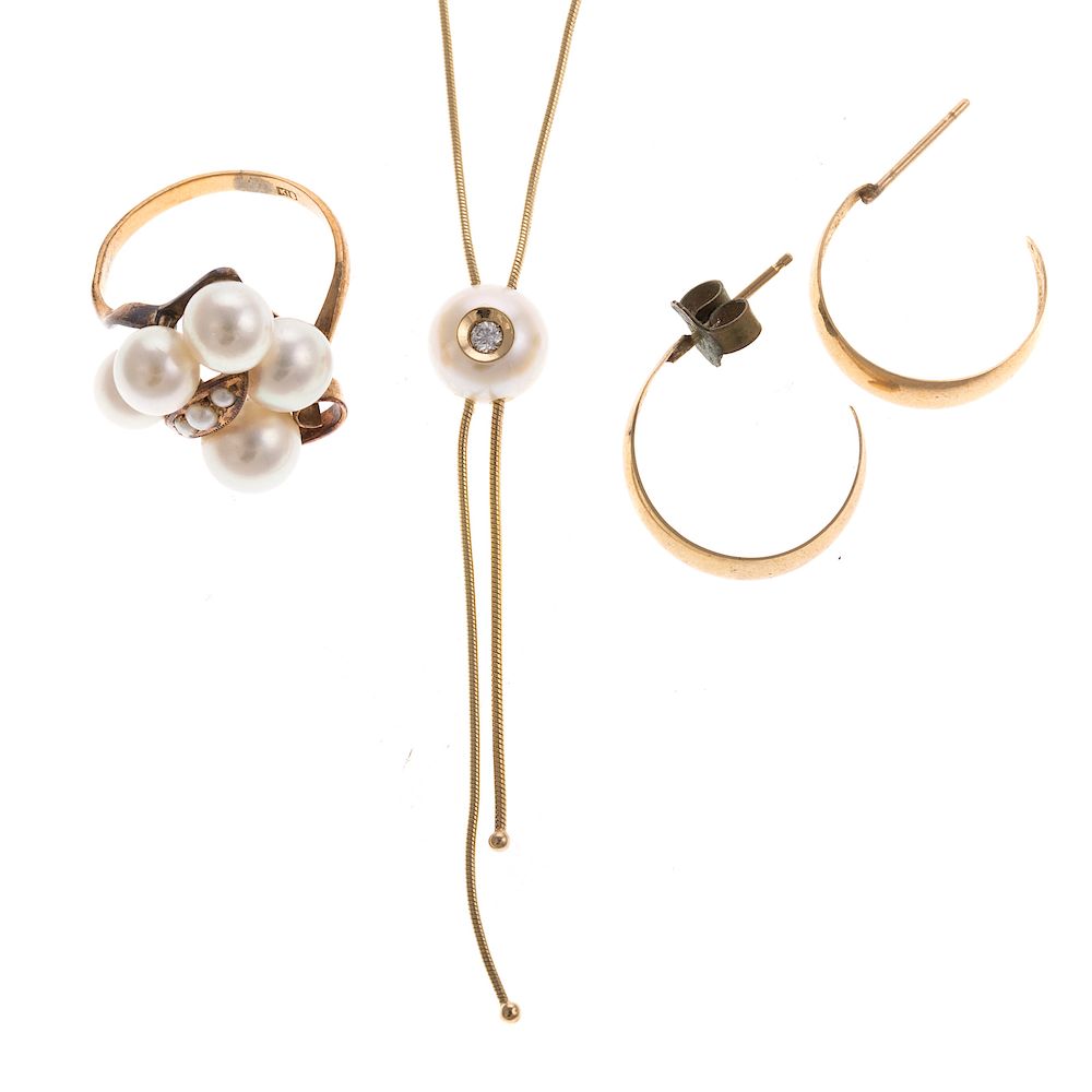 Appraisal: A Pearl Lariat Ring Hoop Earrings in Gold K yellow