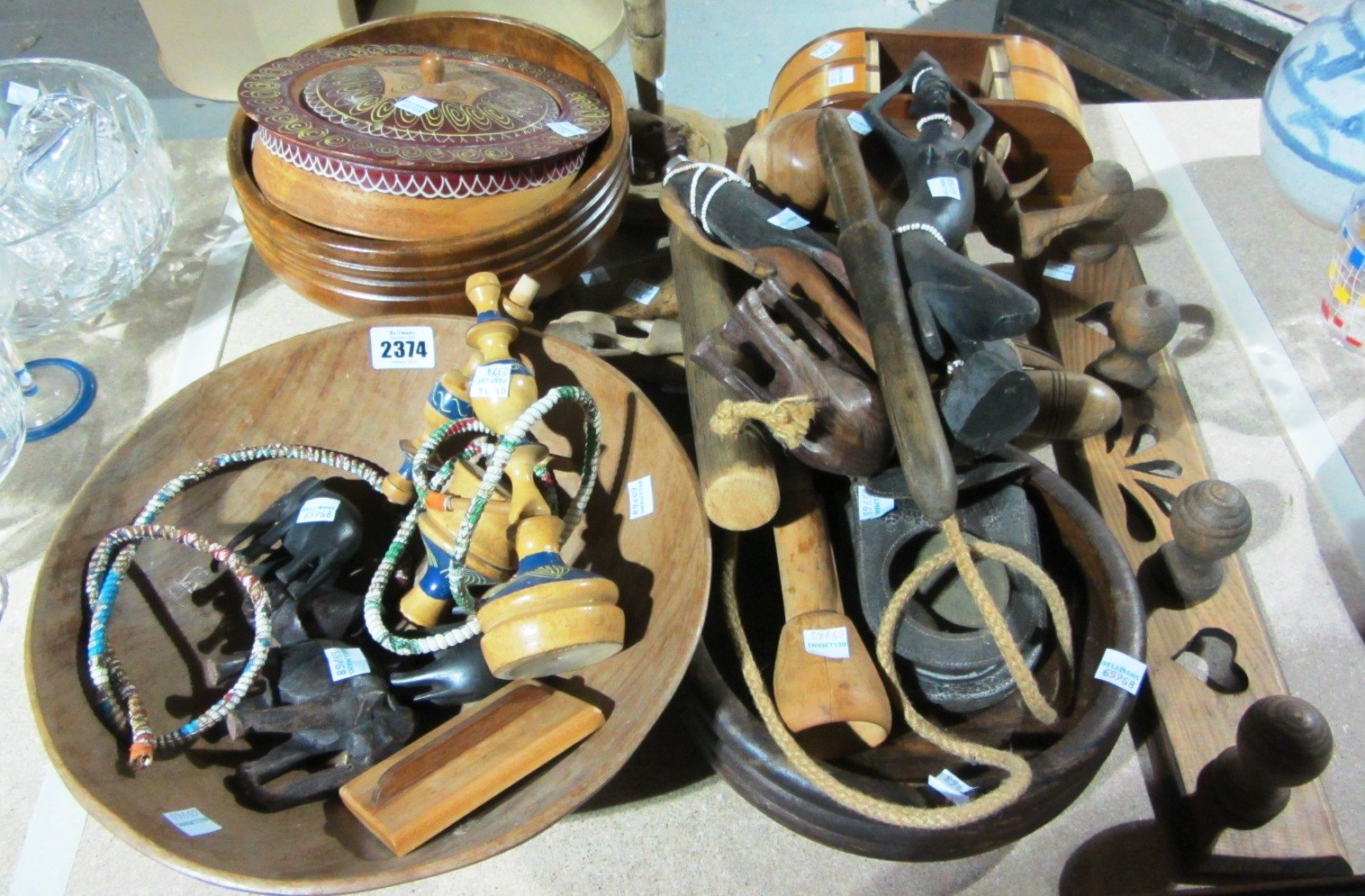 Appraisal: A quantity of wooden collectable items including kitchenalia and sundry