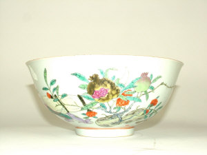 Appraisal: th century Chinese famille rose bowl enamelled with pomegranates flowers