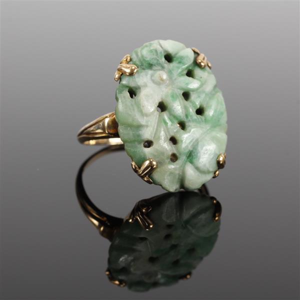 Appraisal: Vintage K gold ring with carved Chinese jade floral medallion