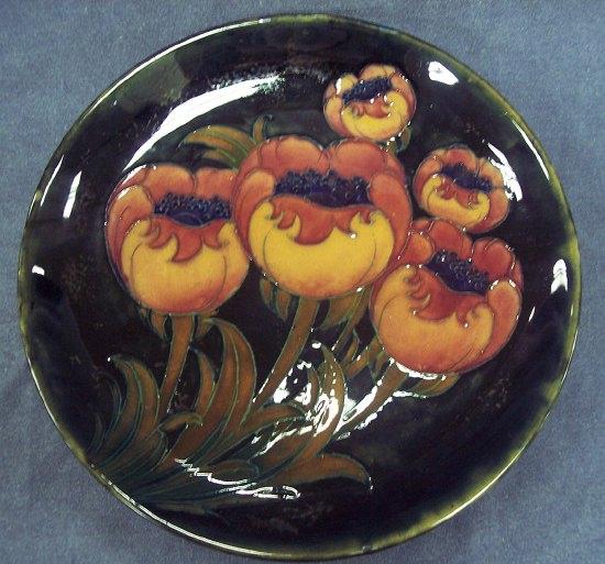 Appraisal: A Big Poppy pattern plate cm diameter marks painted blue