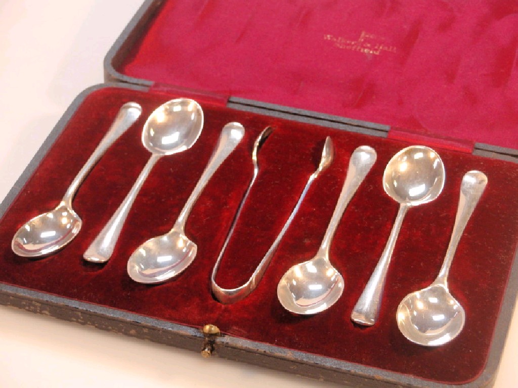 Appraisal: A set of six Old English pattern silver teaspoons and