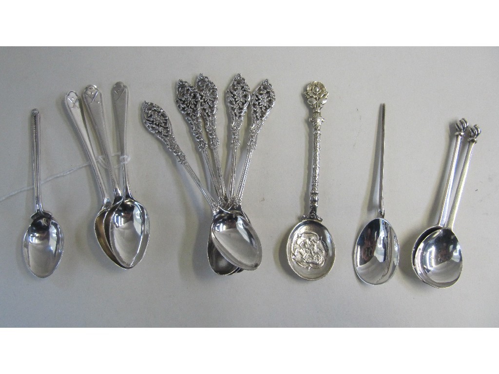 Appraisal: Lot comprising thirteen assorted silver spoons