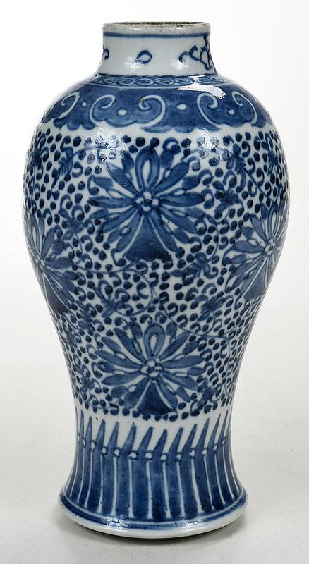 Appraisal: Chinese Blue and White Vase Chenghua Mark meiping form with