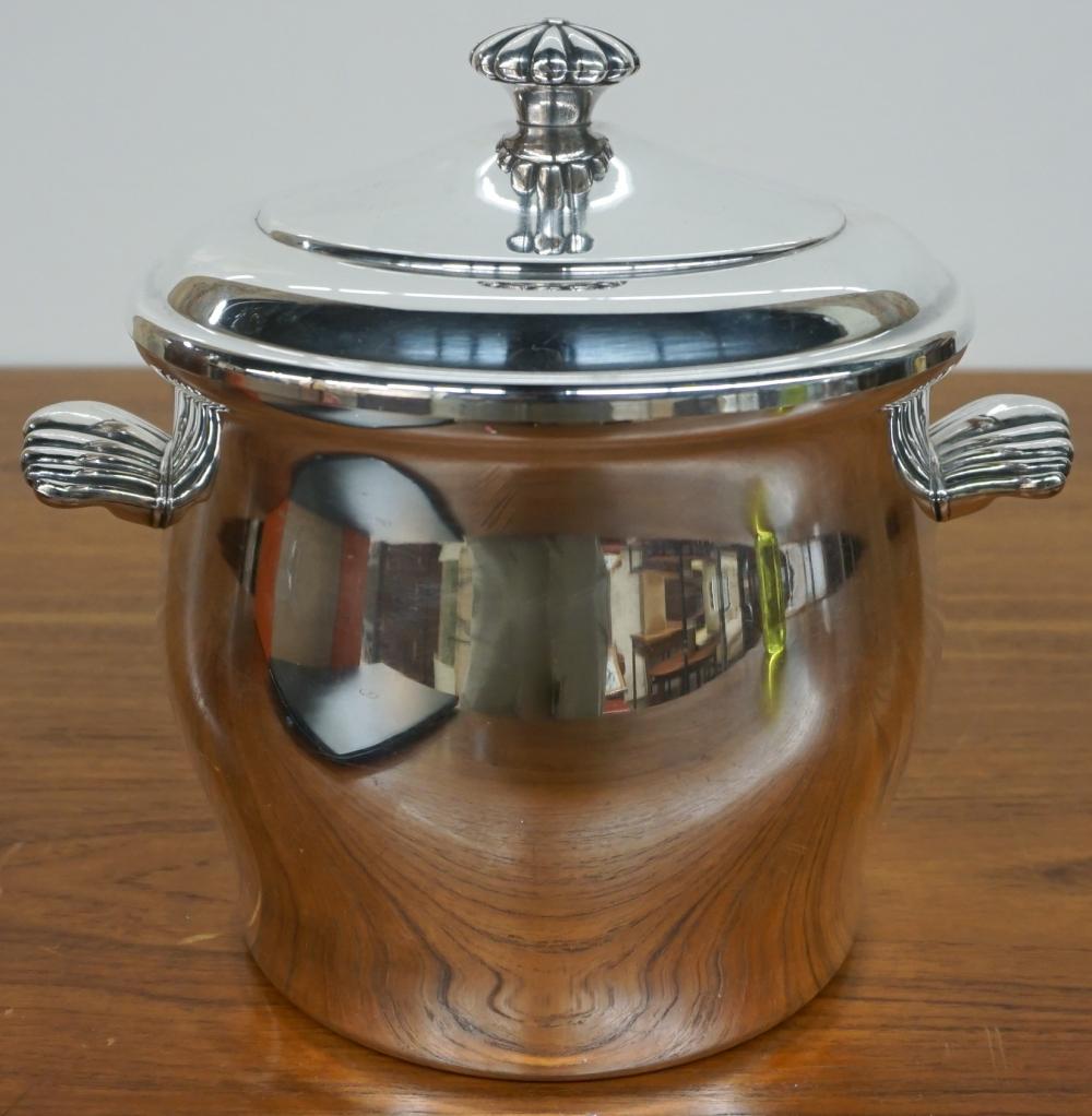 Appraisal: ROGERS SILVERPLATE ICE BUCKET H IN CM Rogers Silverplate Ice