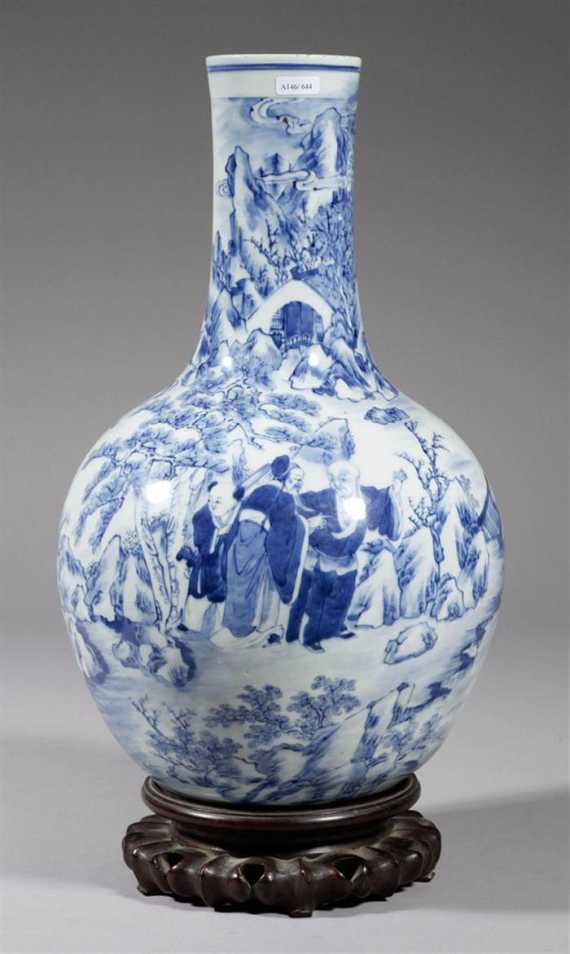 Appraisal: A BLUE AND WHITE VASE WITH FIGURATIVE DESIGN China th