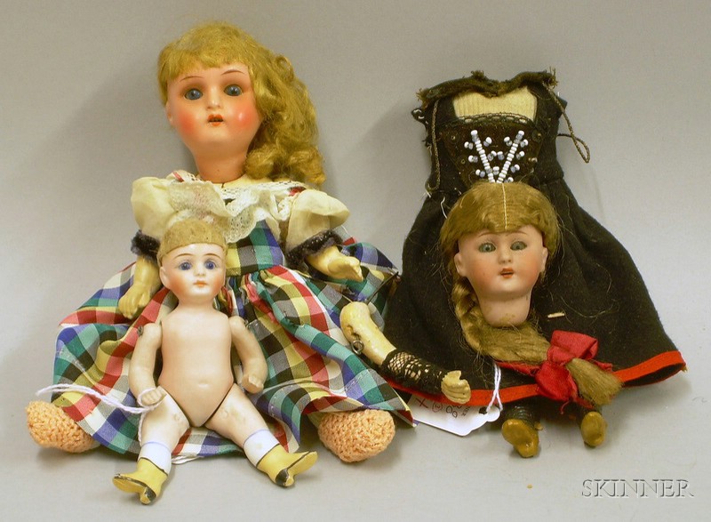 Appraisal: Three Small Bisque Dolls late th early th century Simon