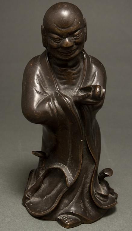 Appraisal: Chinese bronze figure of Bodhidharma the patriarch of Zen Buddhism