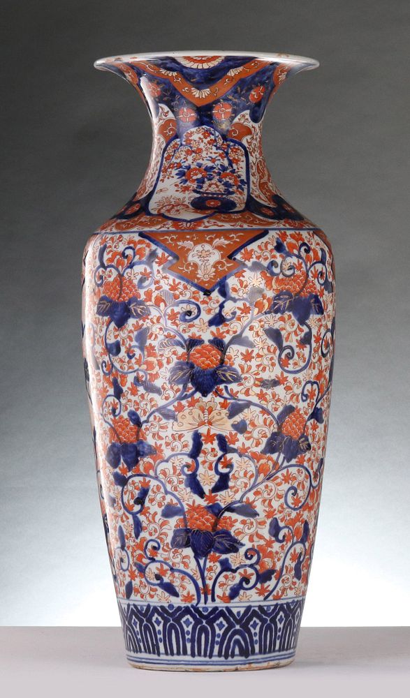 Appraisal: A JAPANESE IMARI PORCELAIN FLOOR VASE INCHES The baluster form