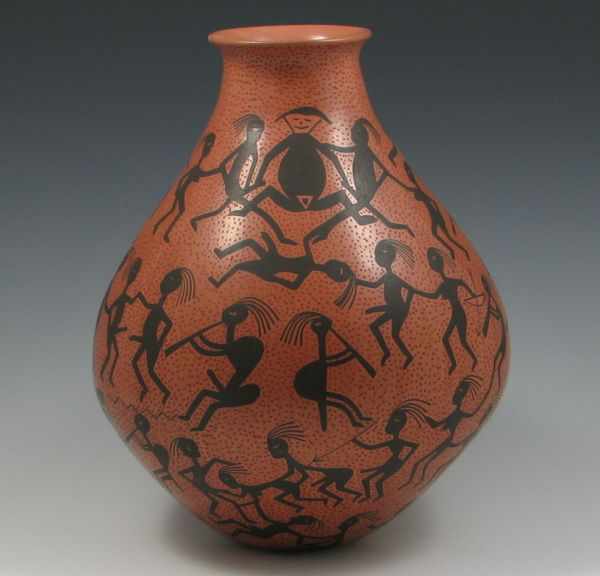 Appraisal: Mata Ortiz Vase by Fabiola Silveira de Villalba with Adult