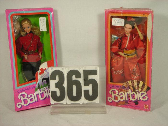 Appraisal: Vintage international Barbie Dolls mint in original boxes set of