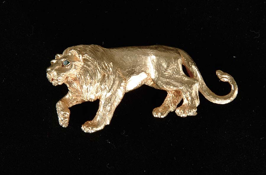 Appraisal: TIFFANY LION BROOCH Outstanding Tiffany k gold brooch is in